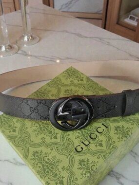 GUCCI IMPRIME LEATHER BLACK BELT WITH INTERLOCKING GG LOGO AD BUCKLE, 36" Waist